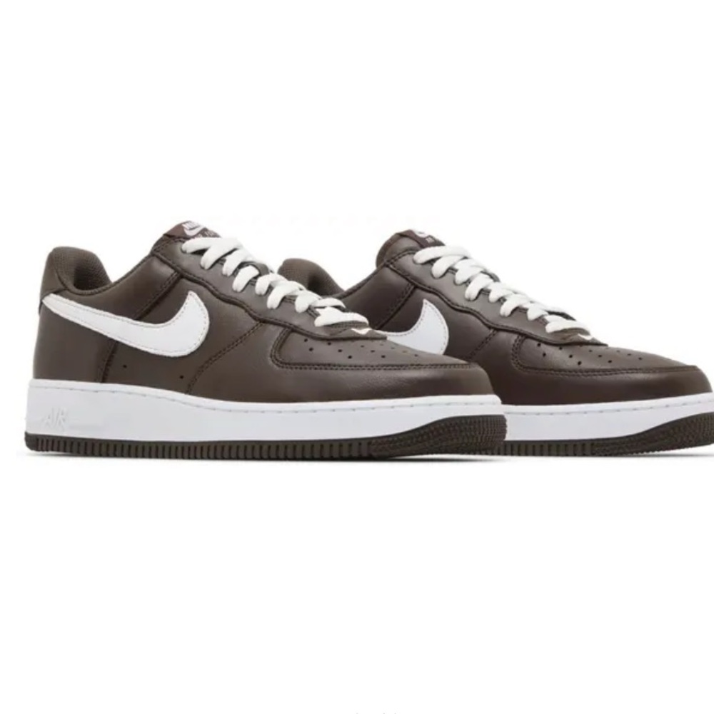 Nike Air Force 1 Lows - Chocolate - Picture 2 of 8